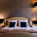 Alhar Hotel 3*