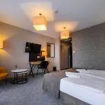 Alhar Hotel
