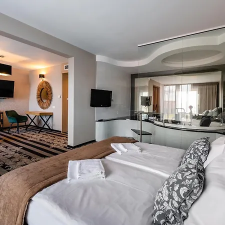 Ξενοδοχείο Alhar 3*