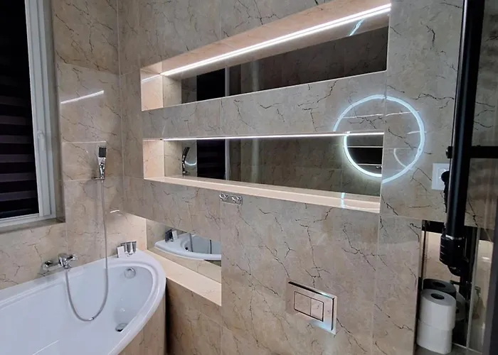 Alhar 루블리니에크